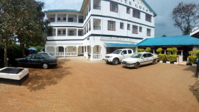 Siaya White Hotel